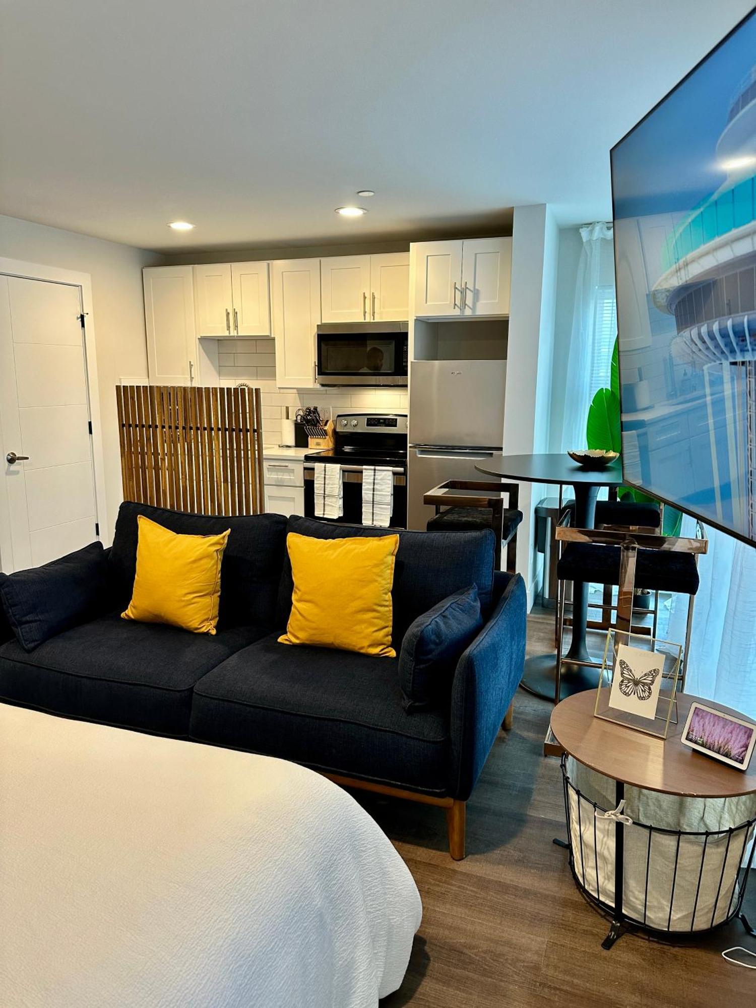 Apartamento Luxe: Modern Retreat In The City Seattle Exterior foto